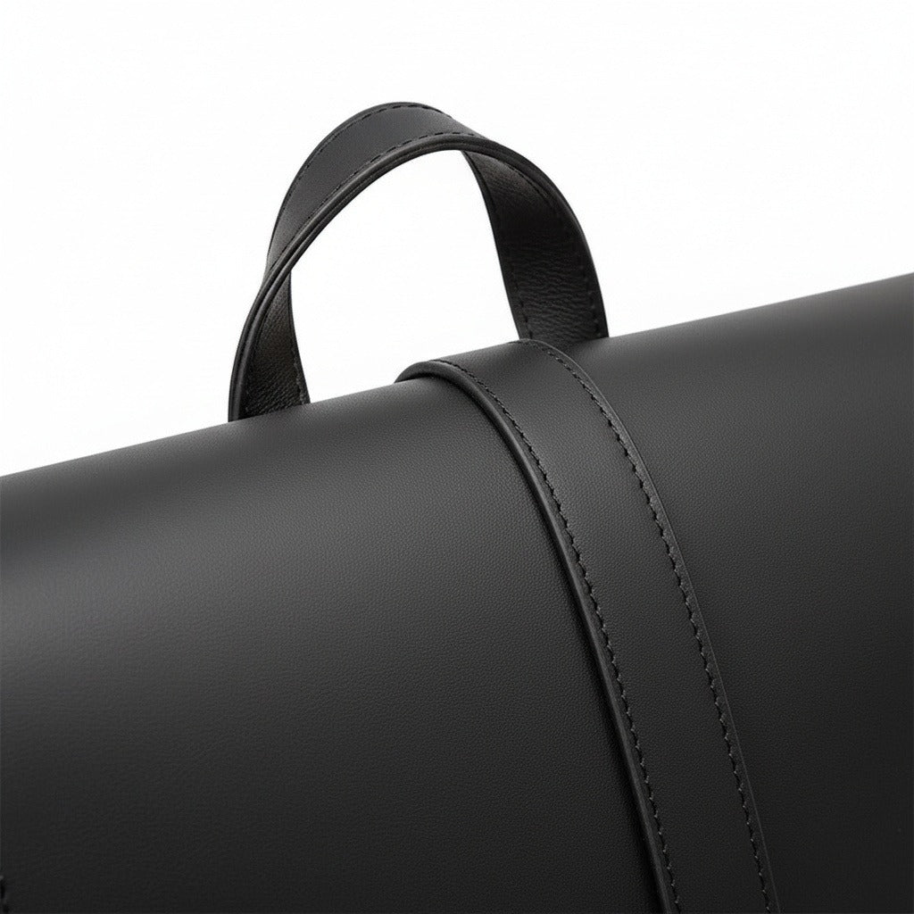 Men's Backpack for Work - Chestnut Brown - Texture Close Up