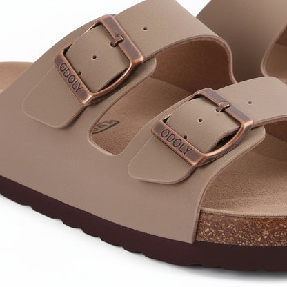 Men's Leather Sandals - Camel - Texture Close Up