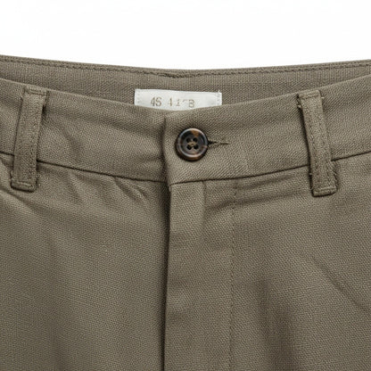 Men's Summer Linen Trousers - Olive Drab - Texture Close Up