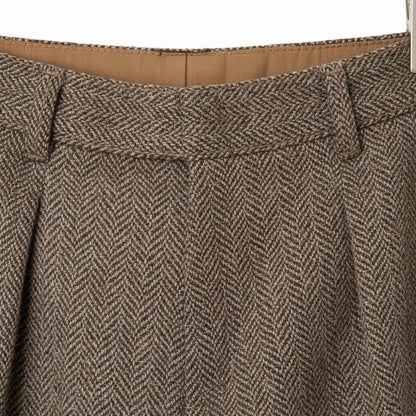 Mens Vintage Pleated Trousers - Brown - Texture Close Up