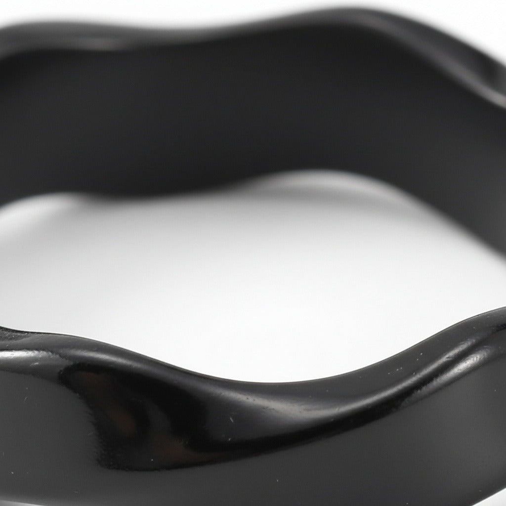Organic Shaped Ring - Obsidian - Texture Close Up