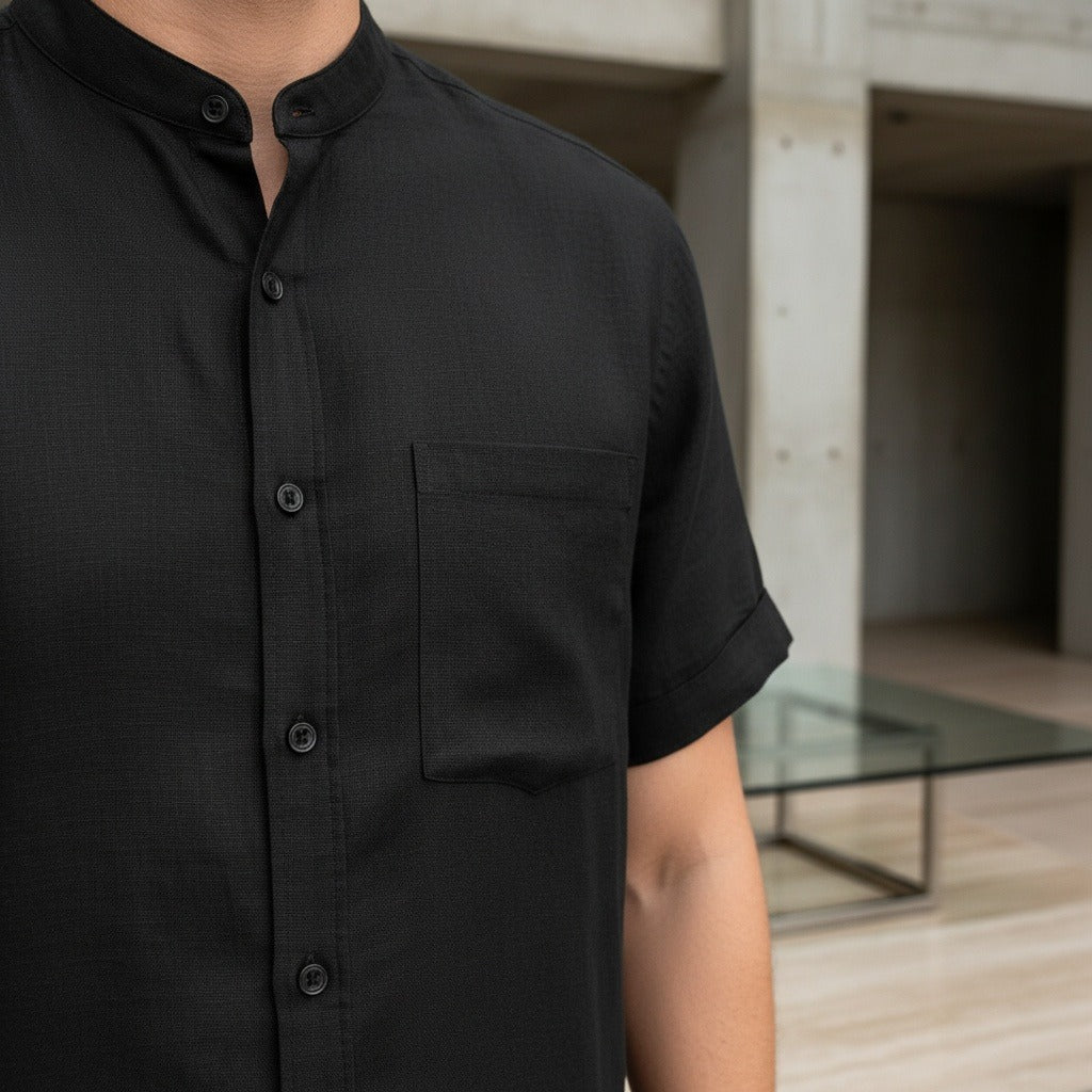 Short Sleeve Linen Shirt - Pitch Black - Back View